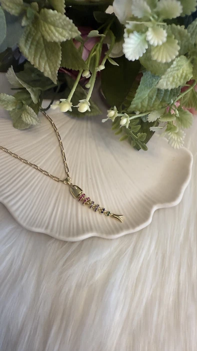 שרשרת שלוות המים