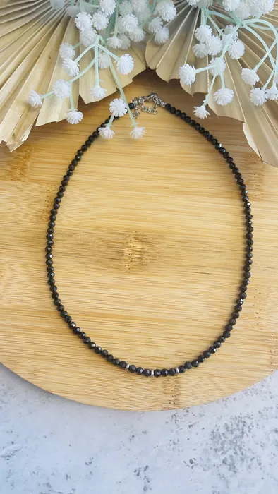 שרשרת ספינל שחור