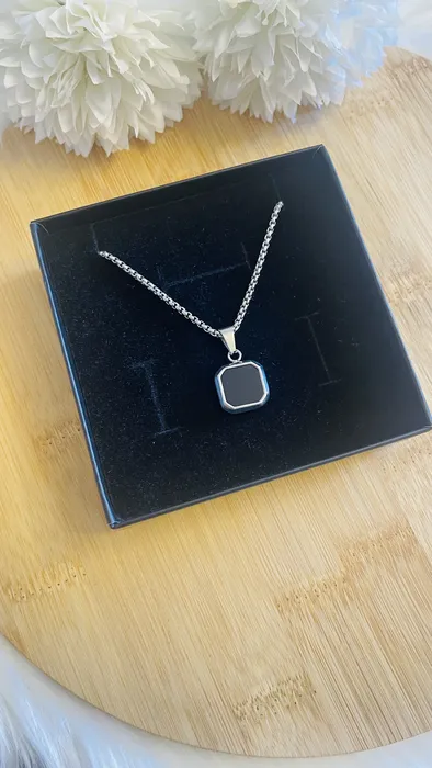 שרשרת תליון אבן אוניקס