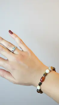 צמיד אדמת הסתיו