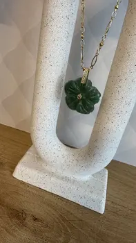 שרשרת פרח-ג'ייד