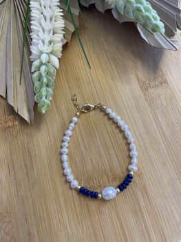 צמיד פנינים ואבני חן לאפיס