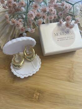 עגילי חישוק אובלי