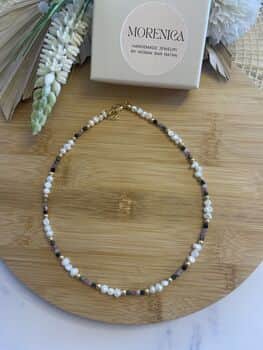 שרשרת פנינים בשילוב אבני טורמלין