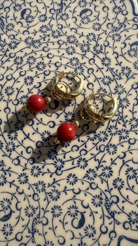 עגילי חישוק וגה